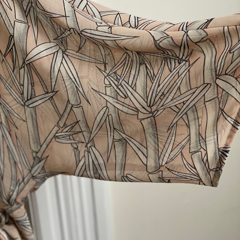 Top - Picture 2 of 5